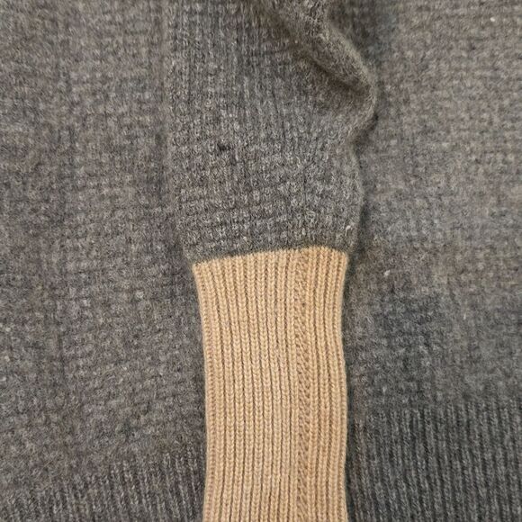 J.Crew 100% Cashmere Sweater Size xs Waffle Knit Ivory Gray Colorblock Pullover - Picture 6 of 6